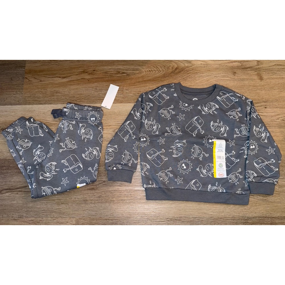 Boys sweatshirt and jogger outfit set 3T